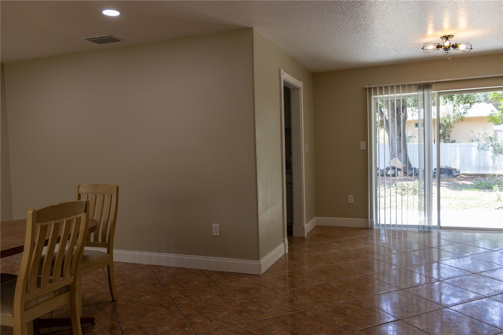 2701 S DELLWOOD DR, EUSTIS, FL, 32726