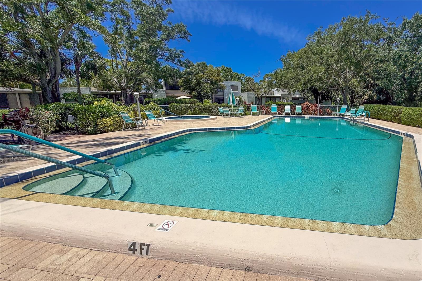 157 PINEHURST DR #157, BRADENTON, FL, 34210