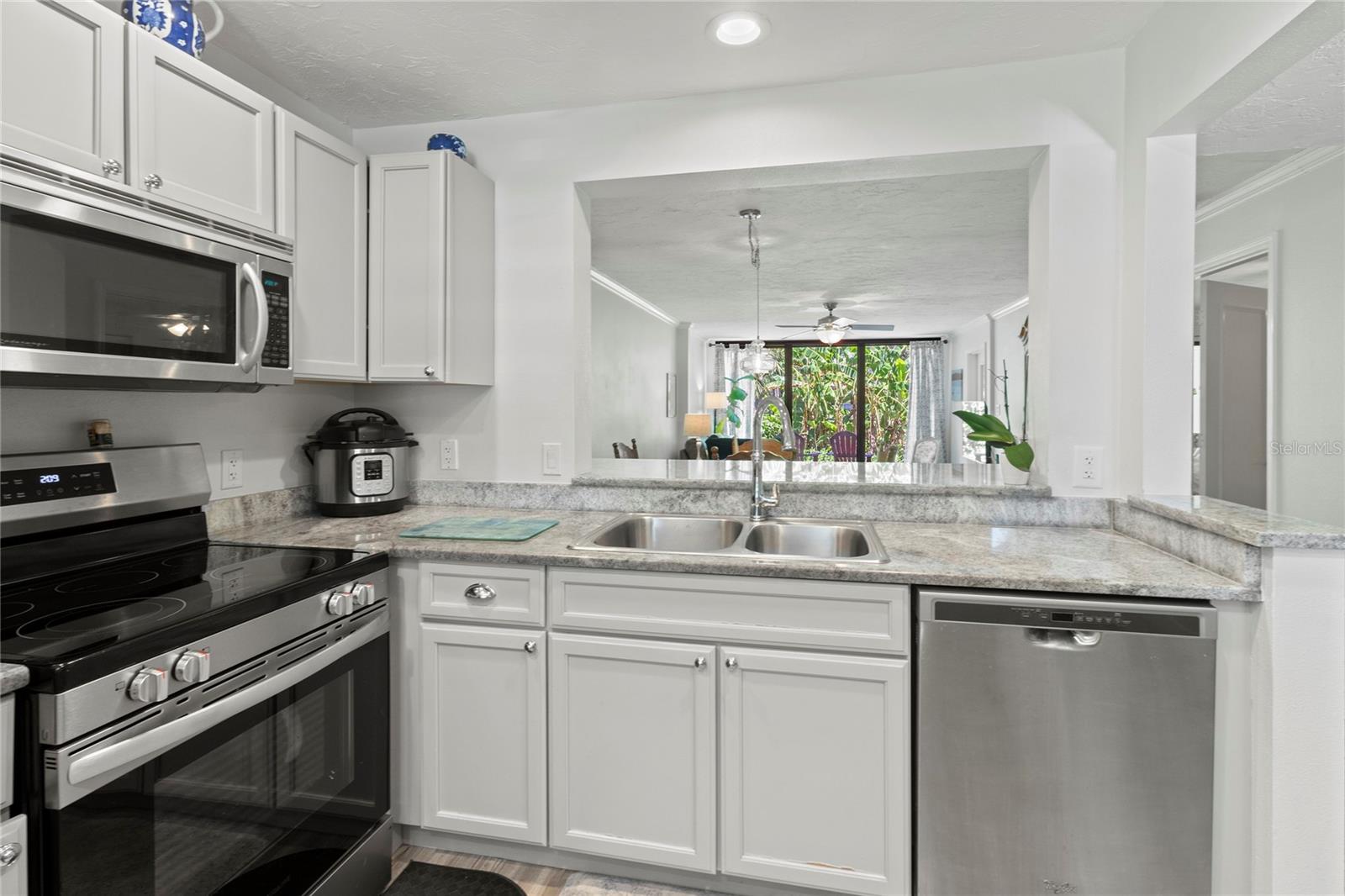 157 PINEHURST DR #157, BRADENTON, FL, 34210