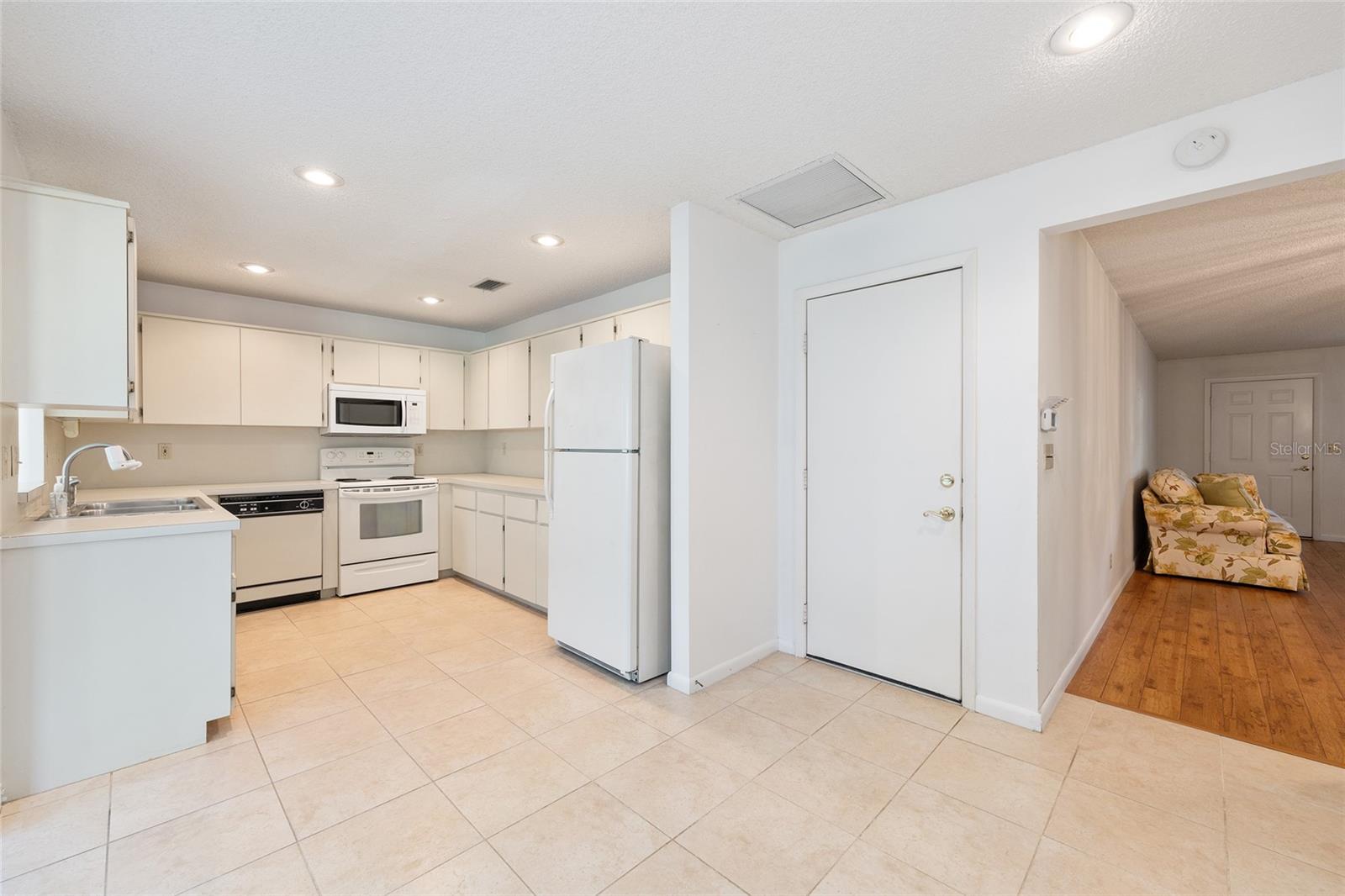 8710 SW 91ST PL #B, OCALA, FL, 34481