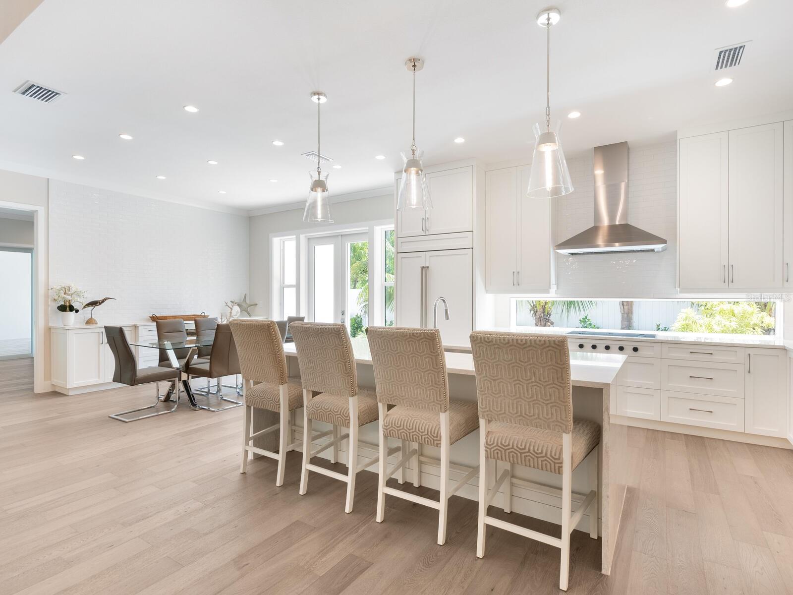 A4653272 Property Photo