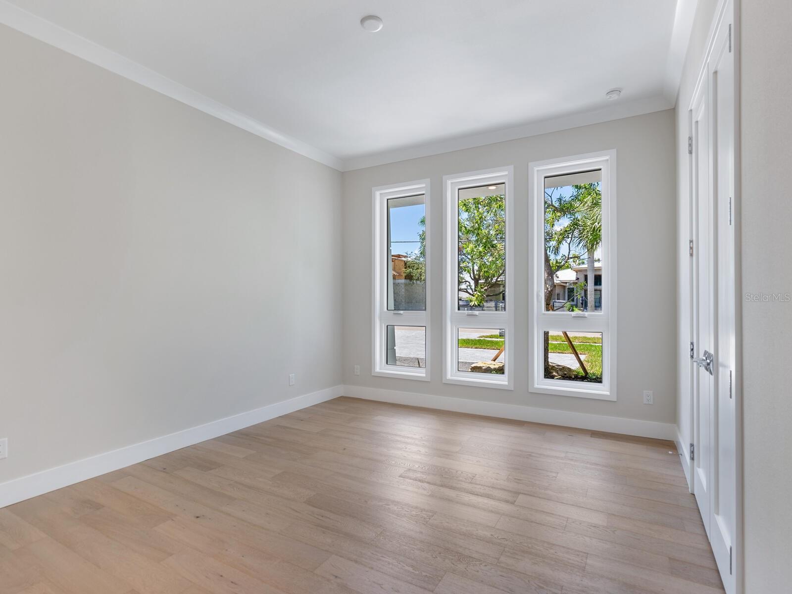 A4653272 Property Photo