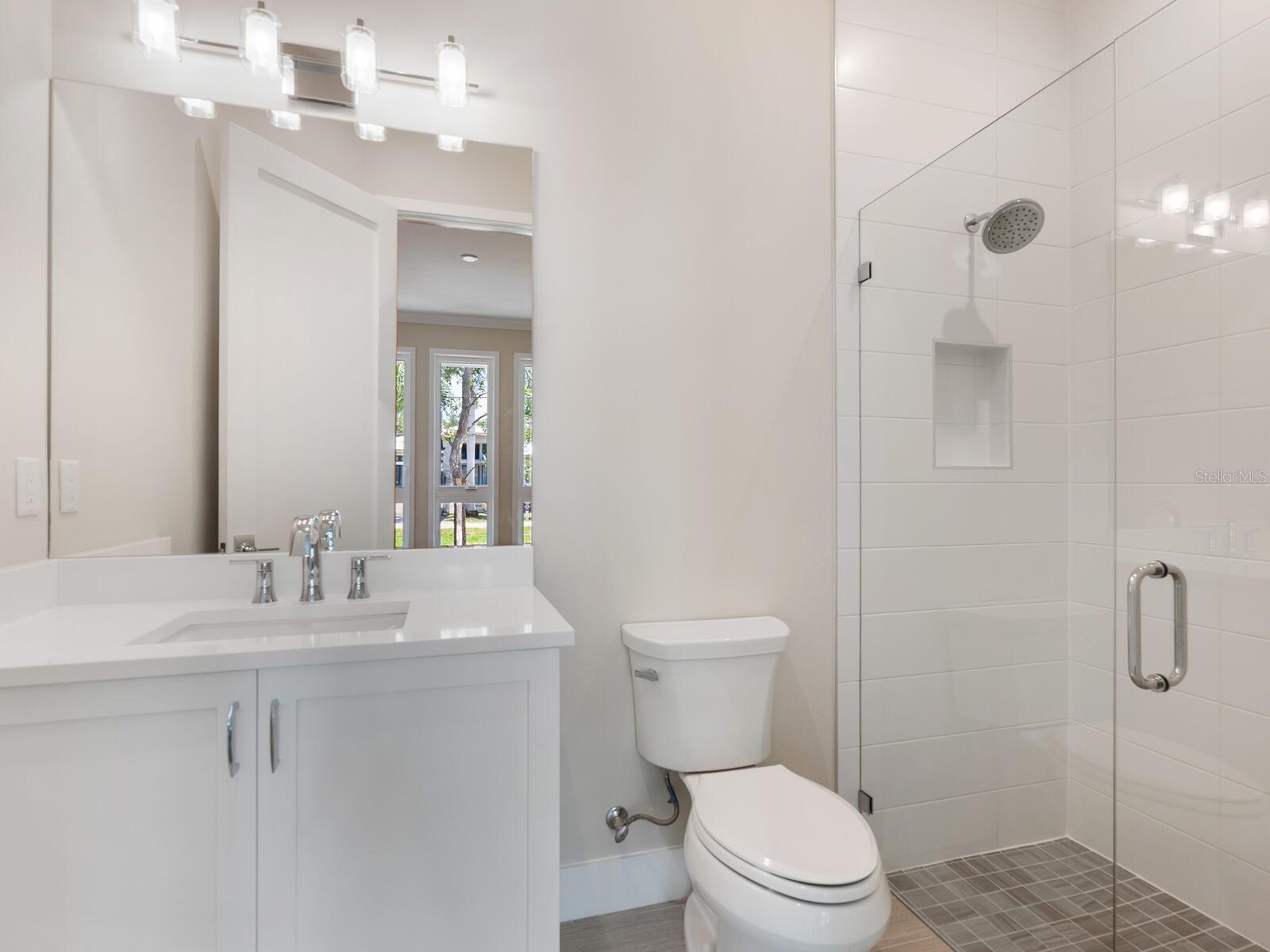 A4653272 Property Photo