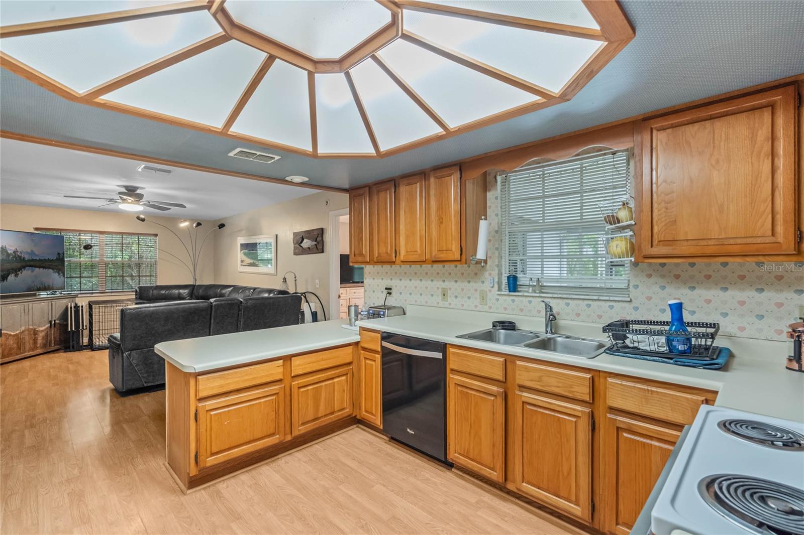 750 W MAY ST, DELAND, FL, 32720