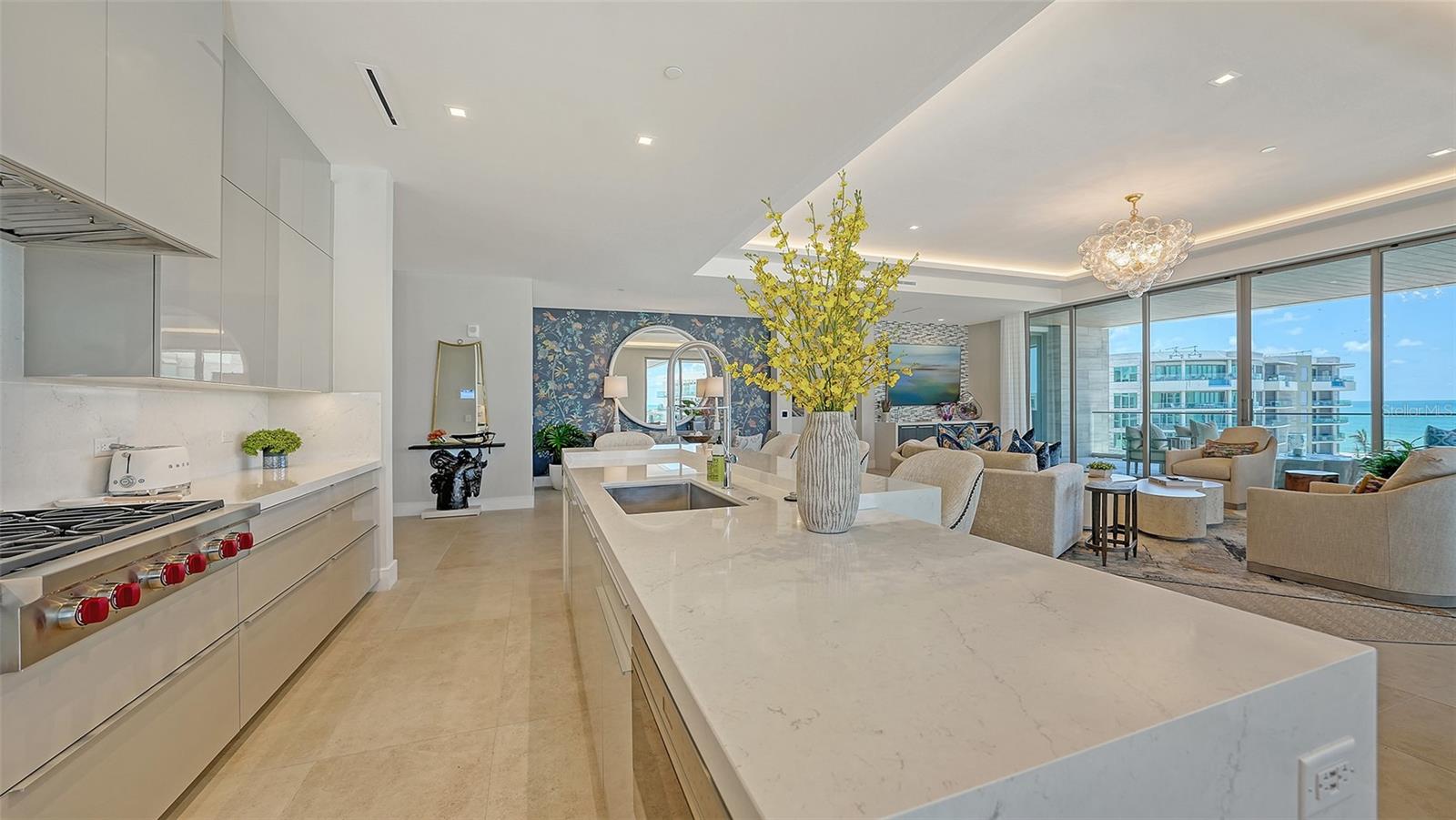A4653277 Property Photo