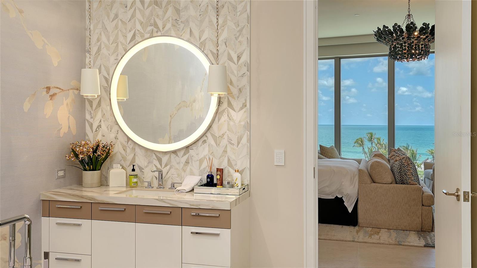 A4653277 Property Photo
