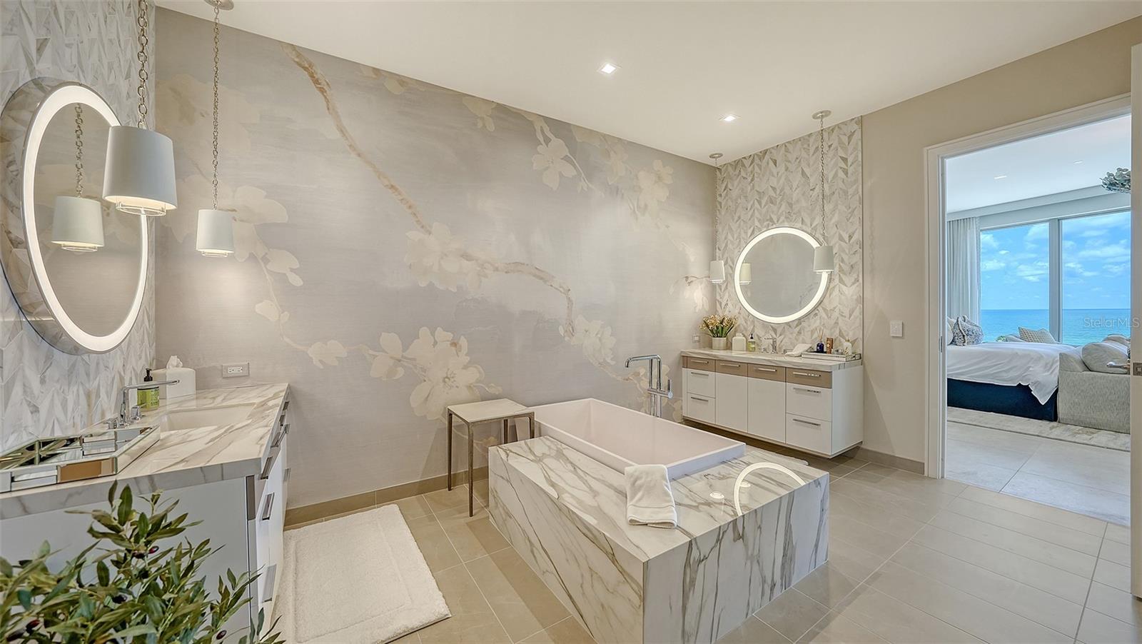 A4653277 Property Photo
