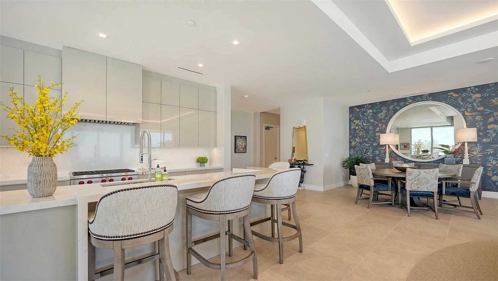 A4653277 Property Photo