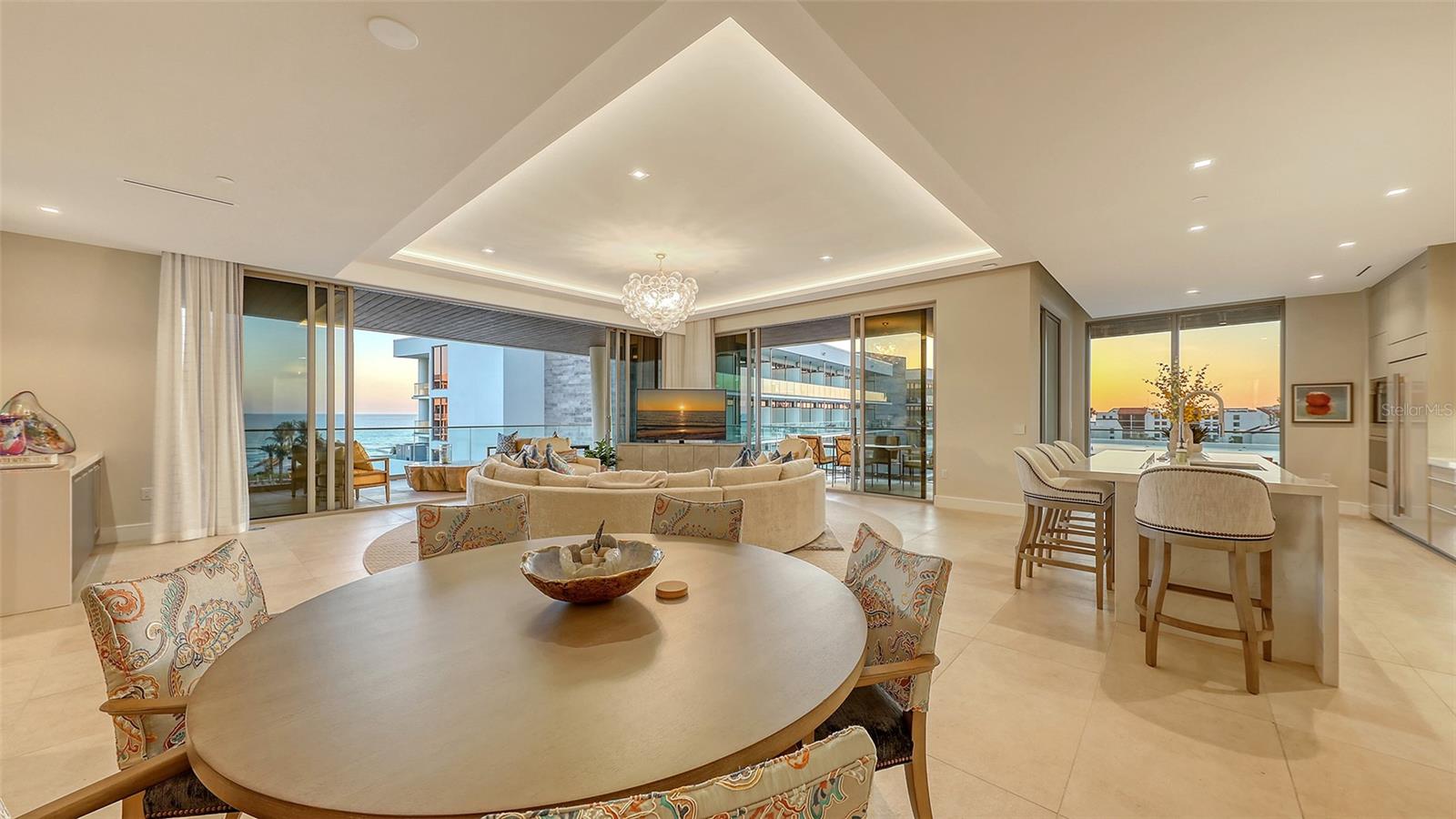 A4653277 Property Photo