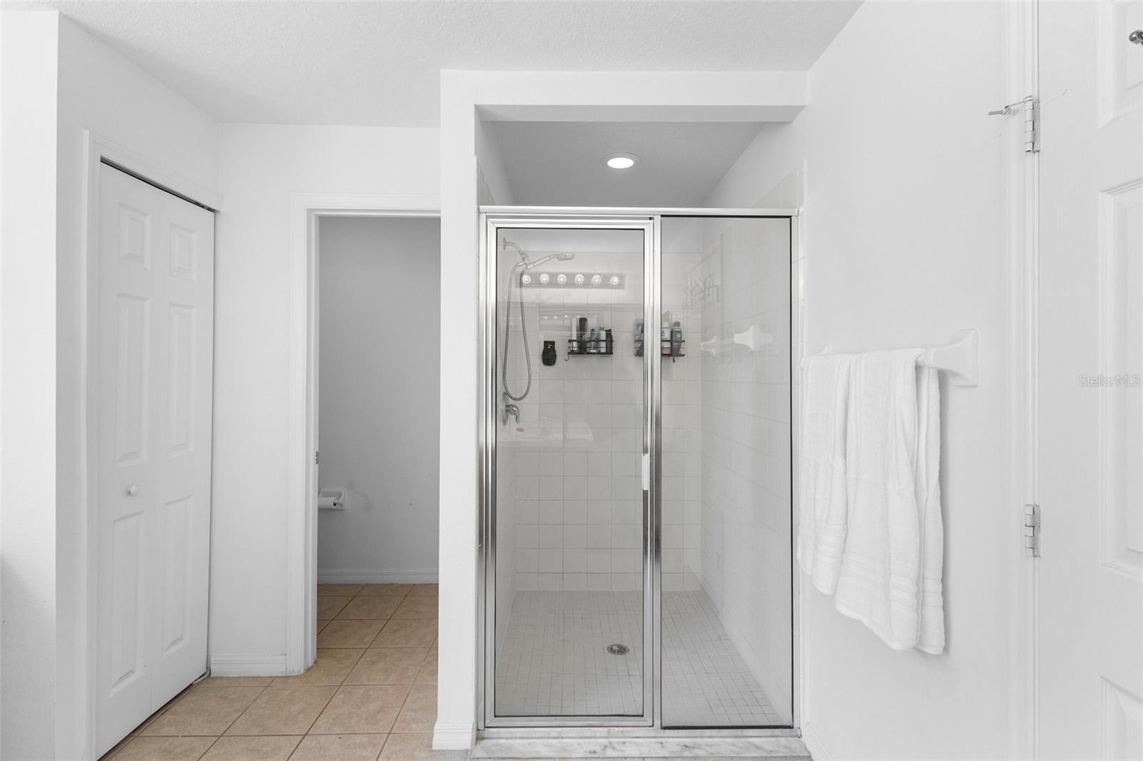 700 SPRING CAVERN AVE, ORANGE CITY, FL, 32763