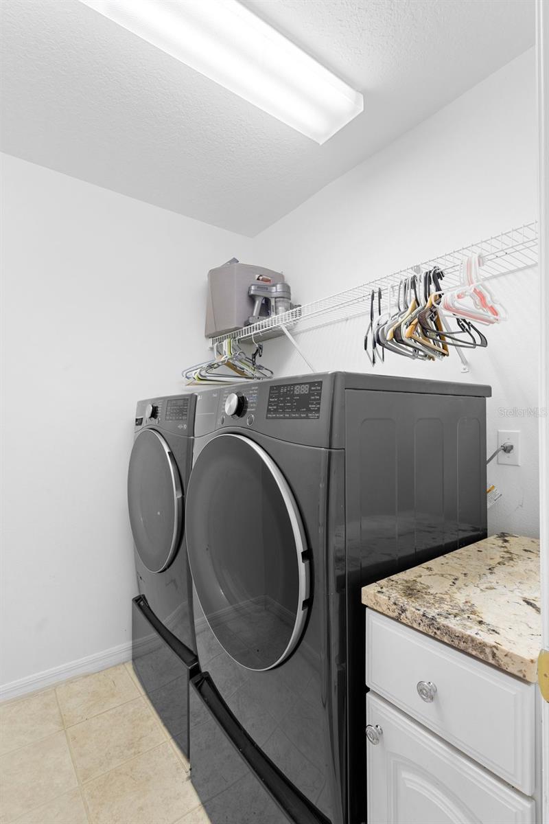 700 SPRING CAVERN AVE, ORANGE CITY, FL, 32763