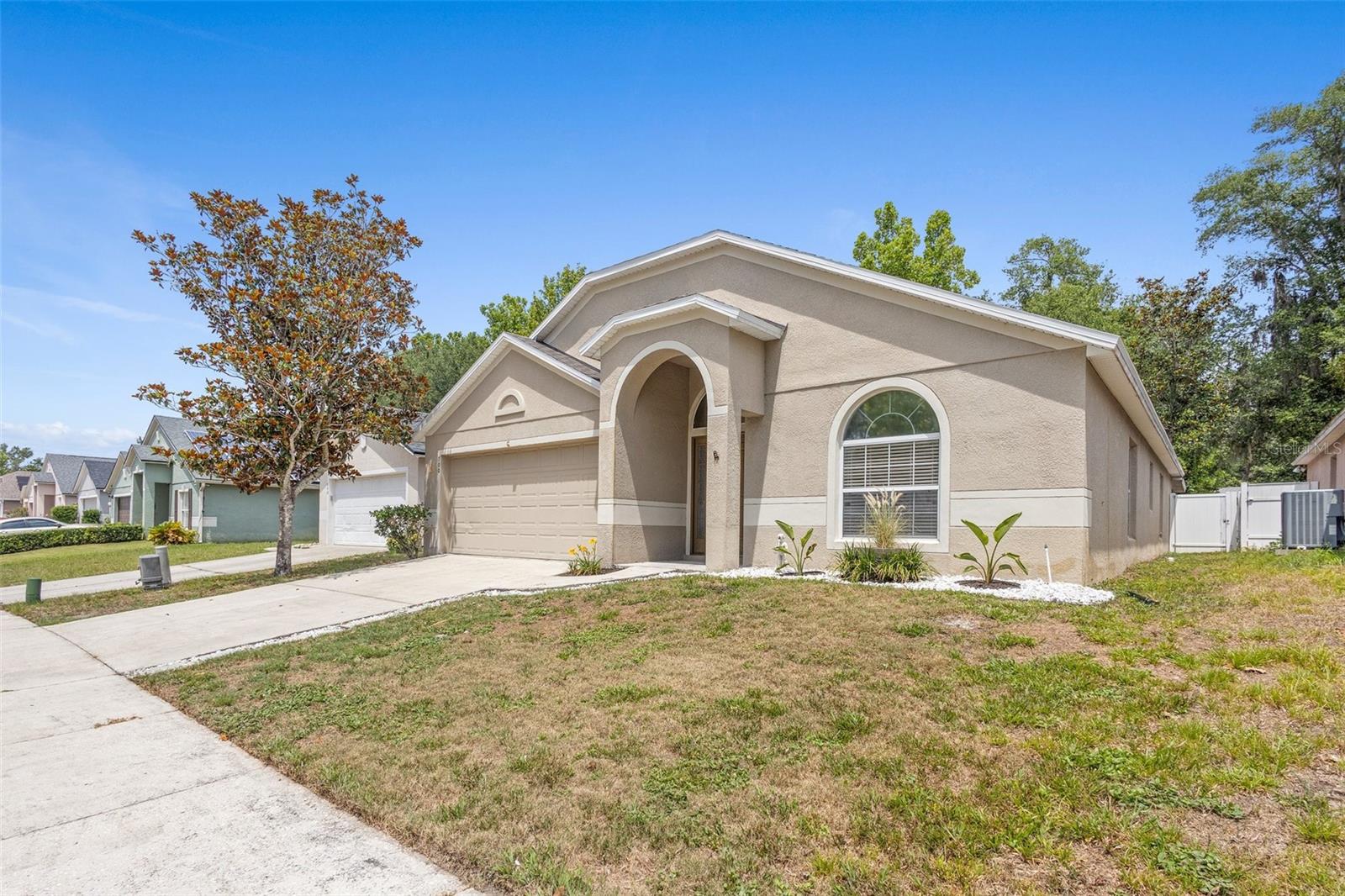 700 SPRING CAVERN AVE, ORANGE CITY, FL, 32763