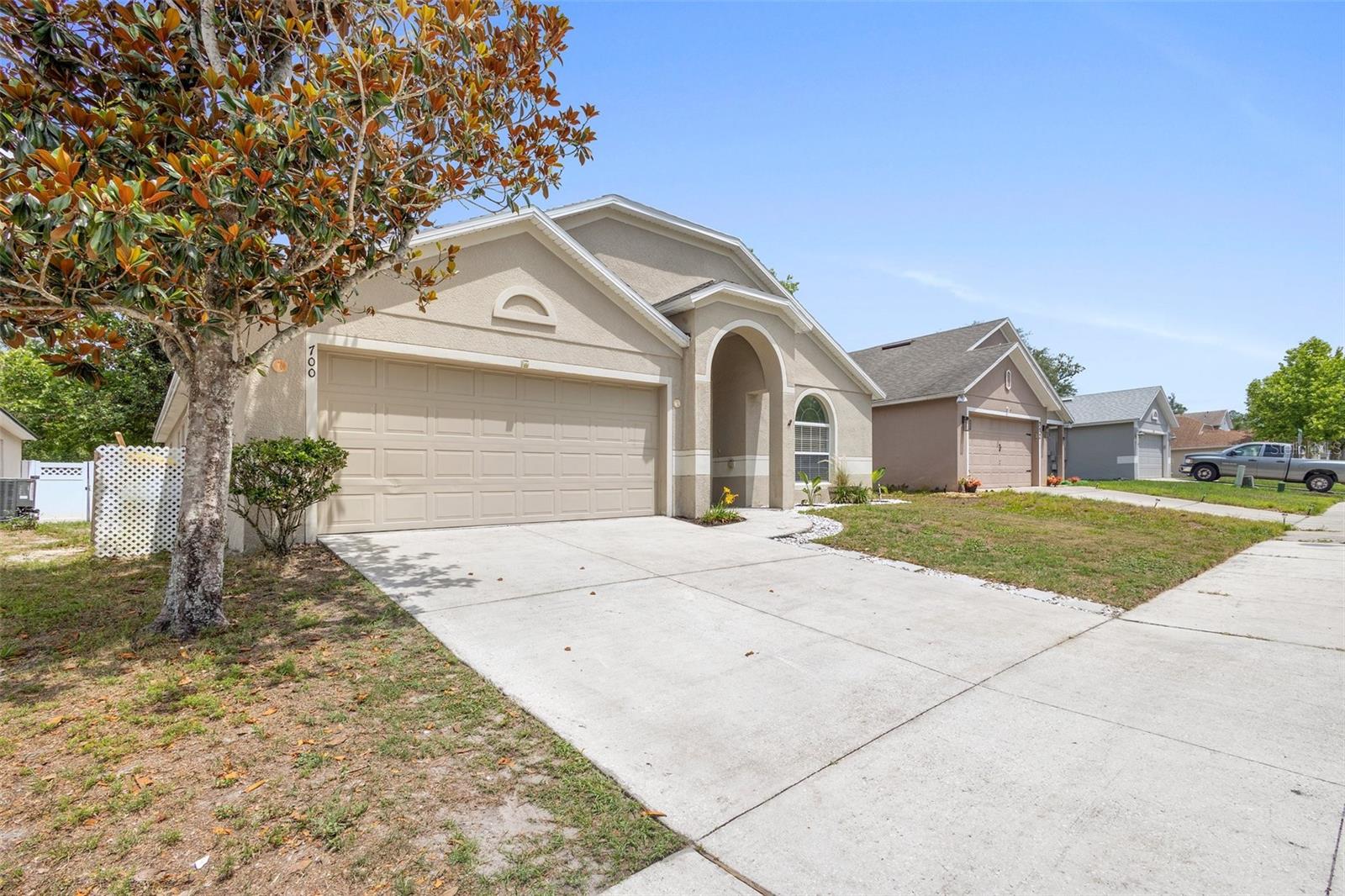700 SPRING CAVERN AVE, ORANGE CITY, FL, 32763