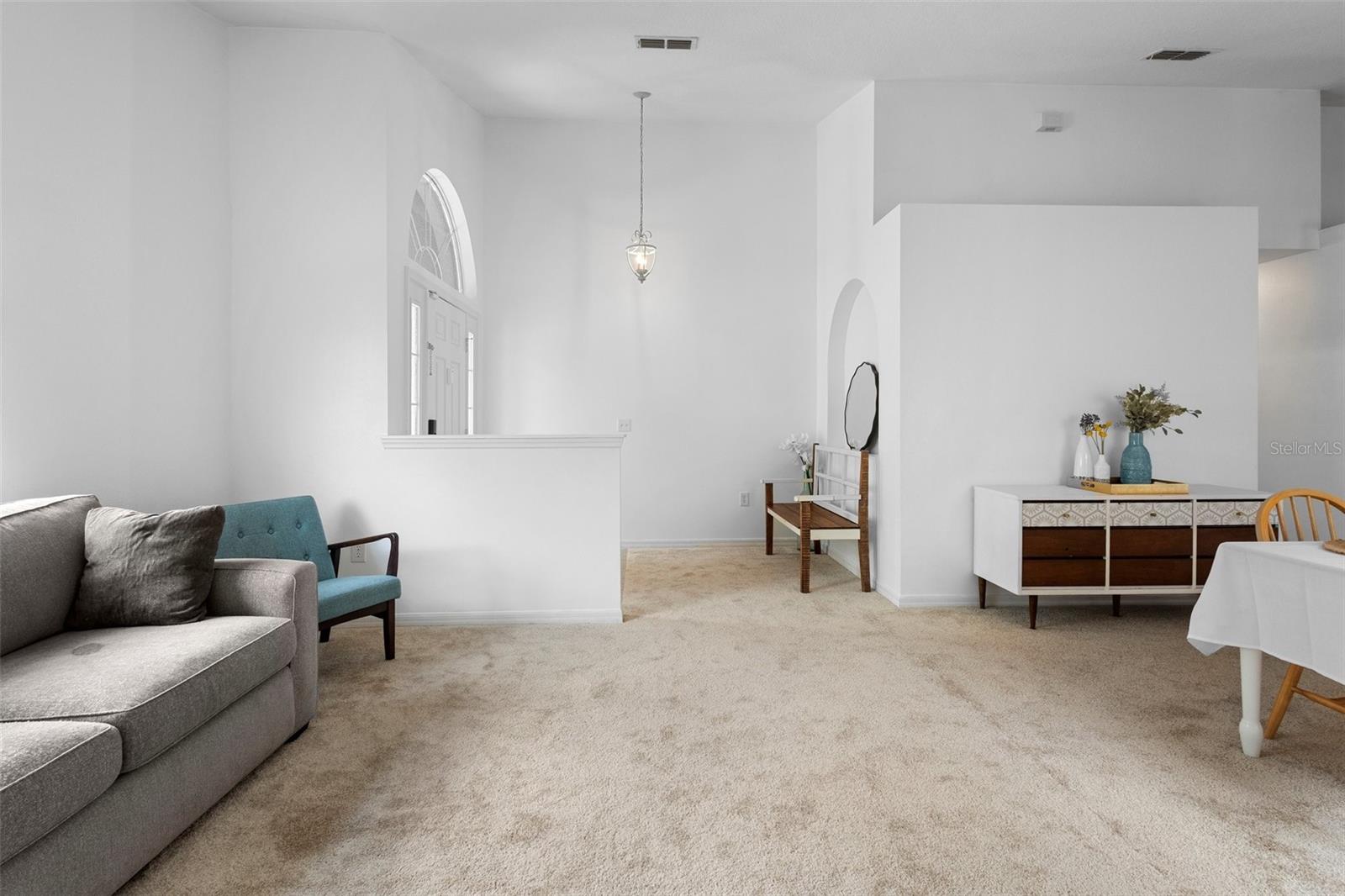 700 SPRING CAVERN AVE, ORANGE CITY, FL, 32763