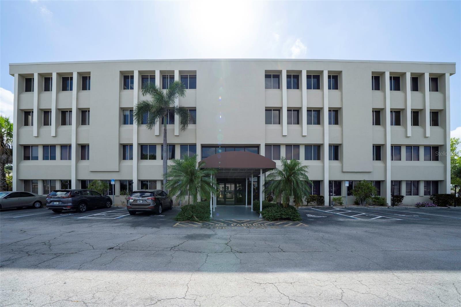 3949 EVANS AVE #302, FORT MYERS, FL, 33901