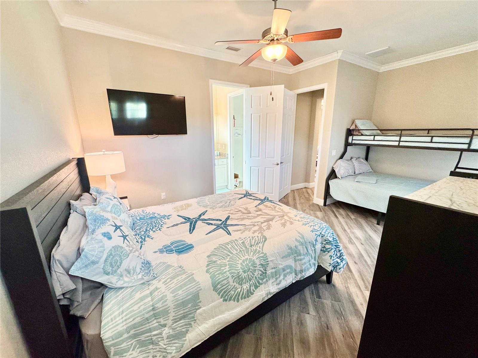 1025 CHESHIRE ST, PORT CHARLOTTE, FL, 33953