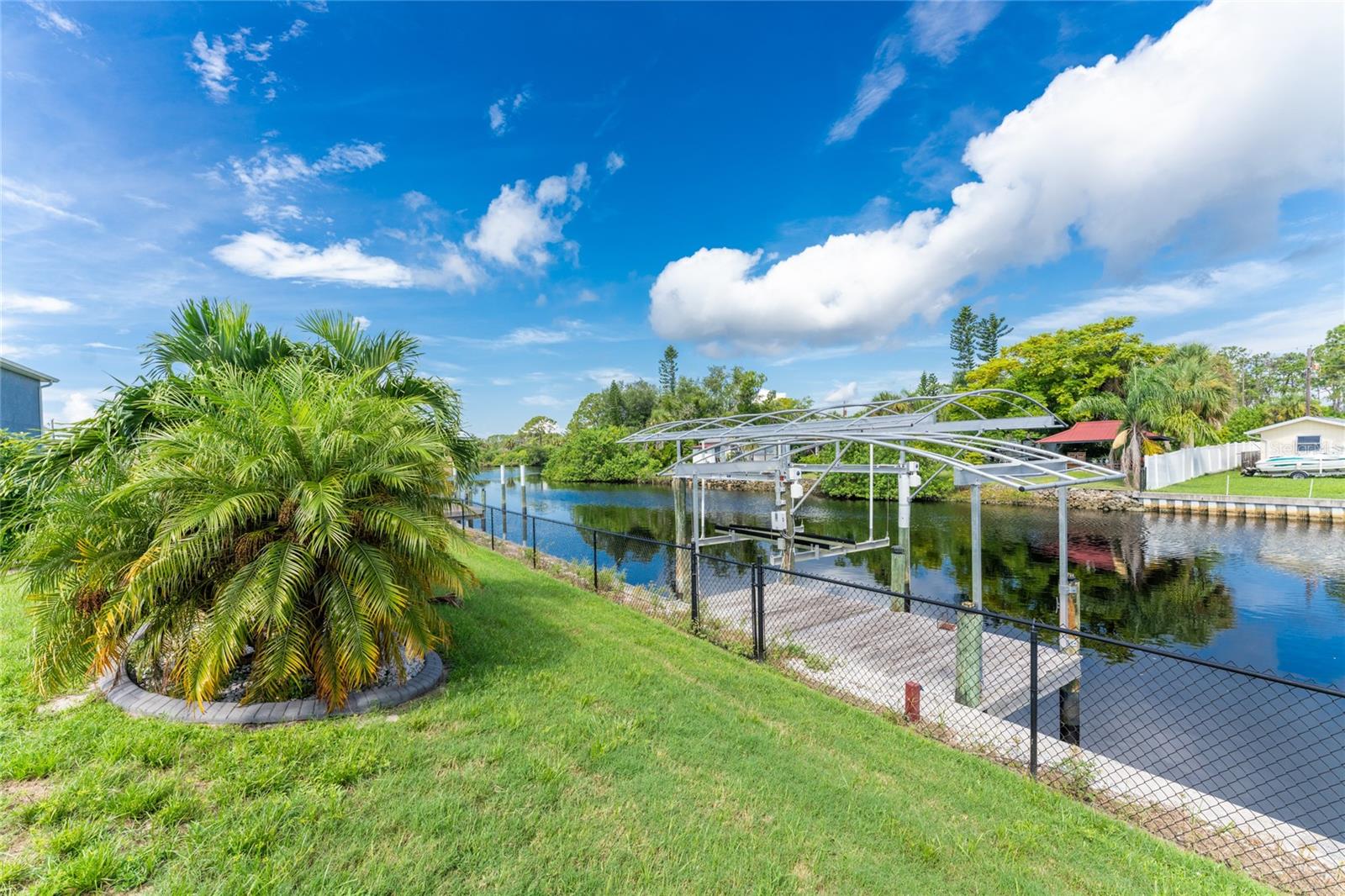 1025 CHESHIRE ST, PORT CHARLOTTE, FL, 33953