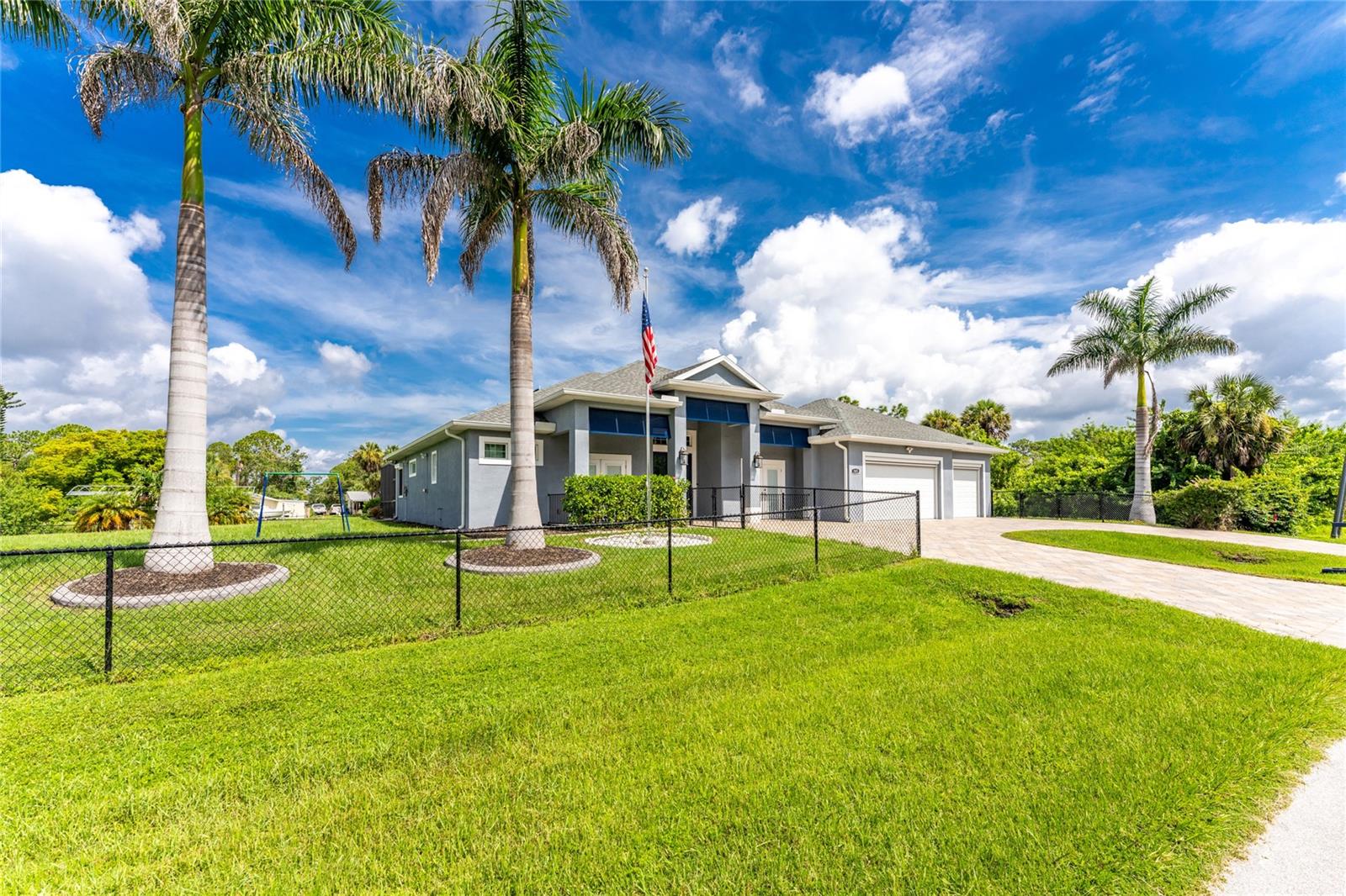 1025 CHESHIRE ST, PORT CHARLOTTE, FL, 33953