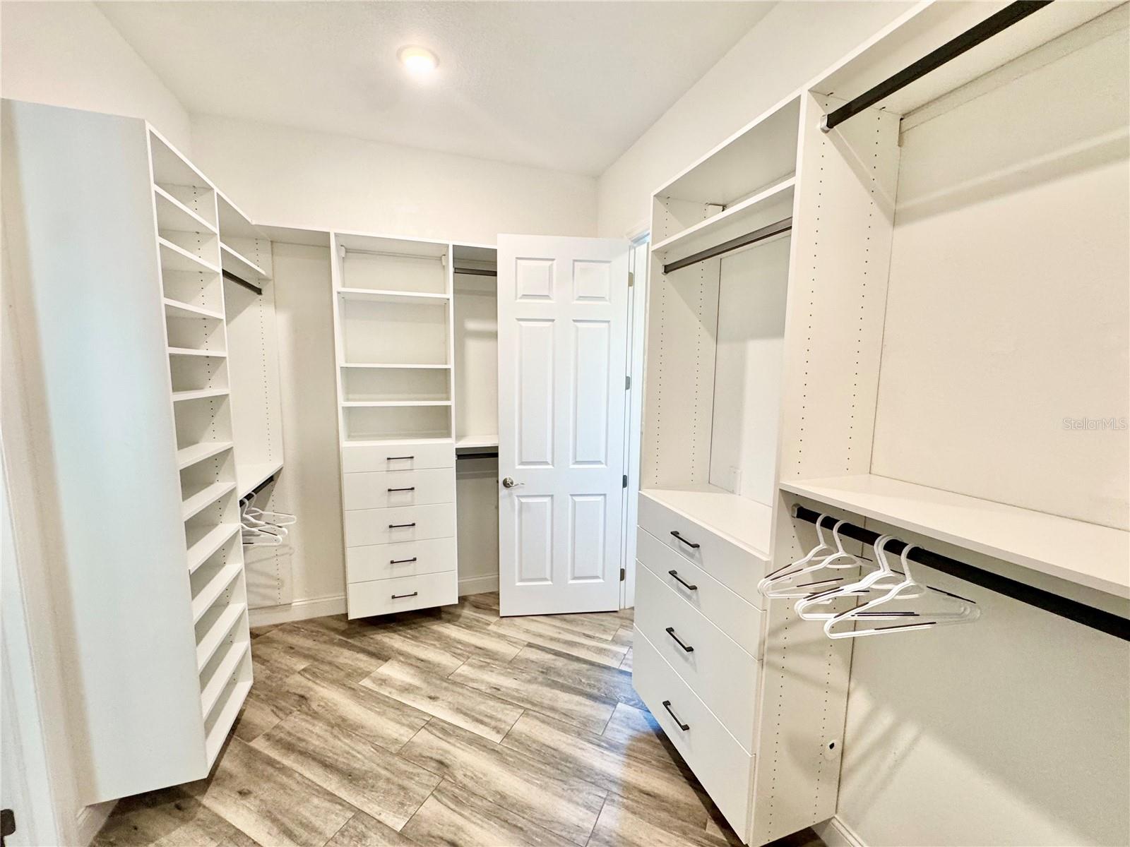 1025 CHESHIRE ST, PORT CHARLOTTE, FL, 33953