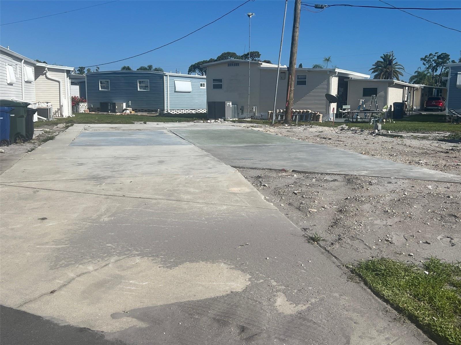 2066 DETROITER ST, SARASOTA, FL, 34231