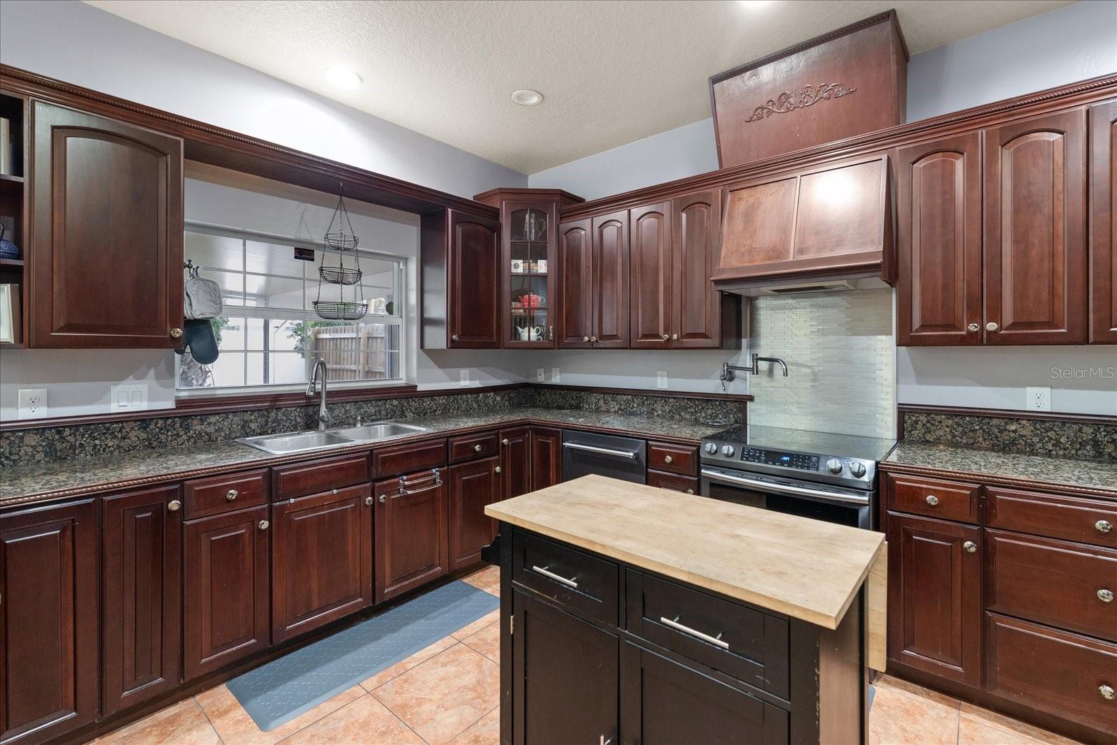 13957 80TH AVE, SEMINOLE, FL, 33776