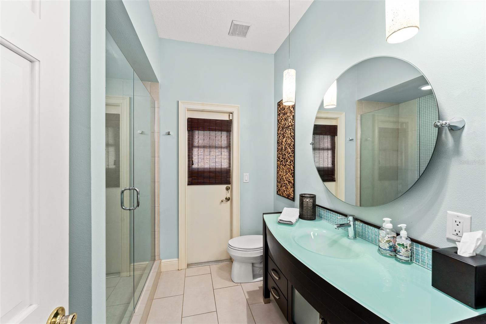 O6310851 Property Photo