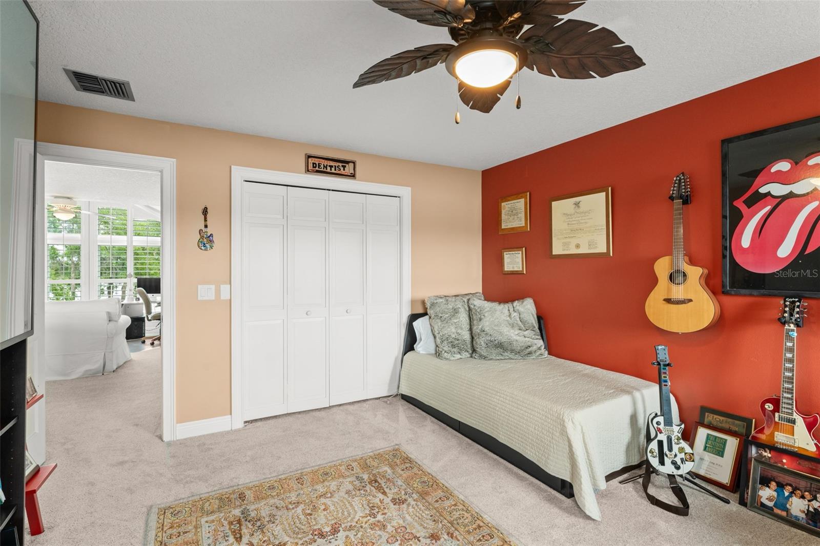 O6310851 Property Photo