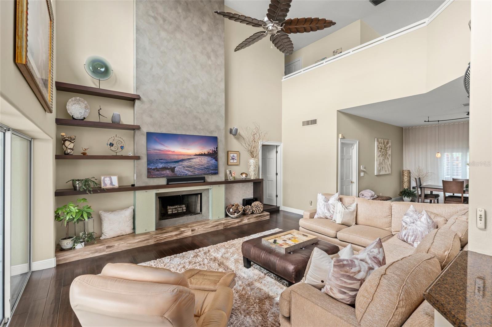 O6310851 Property Photo