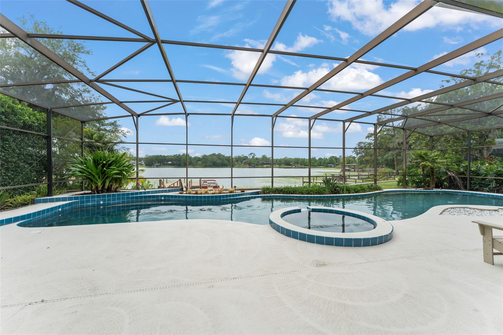 O6310851 Property Photo