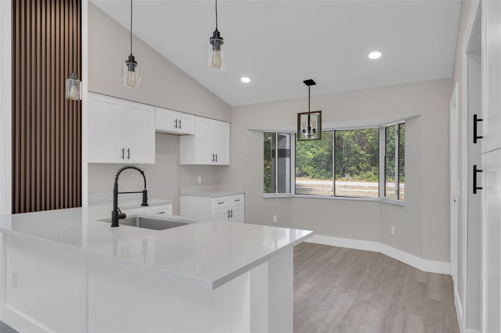 1617 HALLCREST DR, DELTONA, FL, 32725