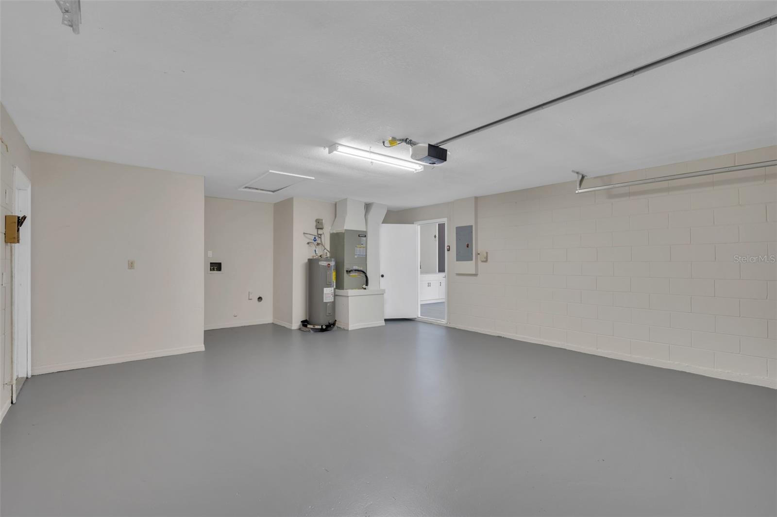 1617 HALLCREST DR, DELTONA, FL, 32725