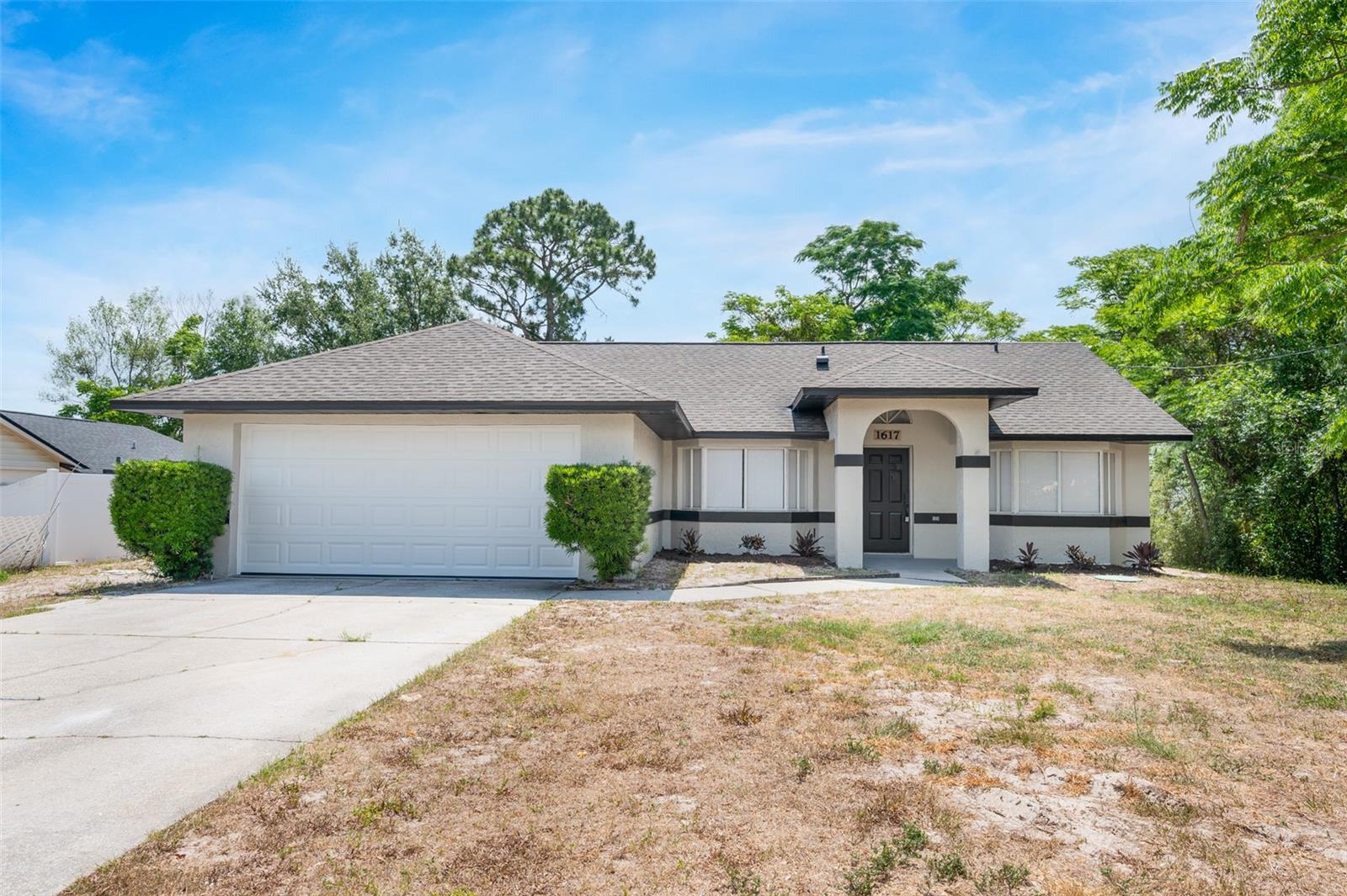 1617 HALLCREST DR, DELTONA, FL, 32725