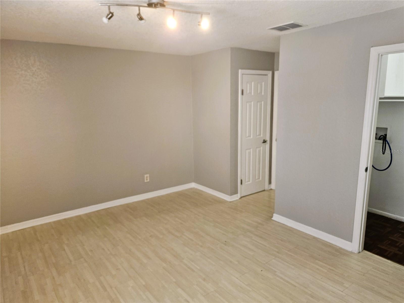 7549 ABONADO RD, TAMPA, FL, 33615