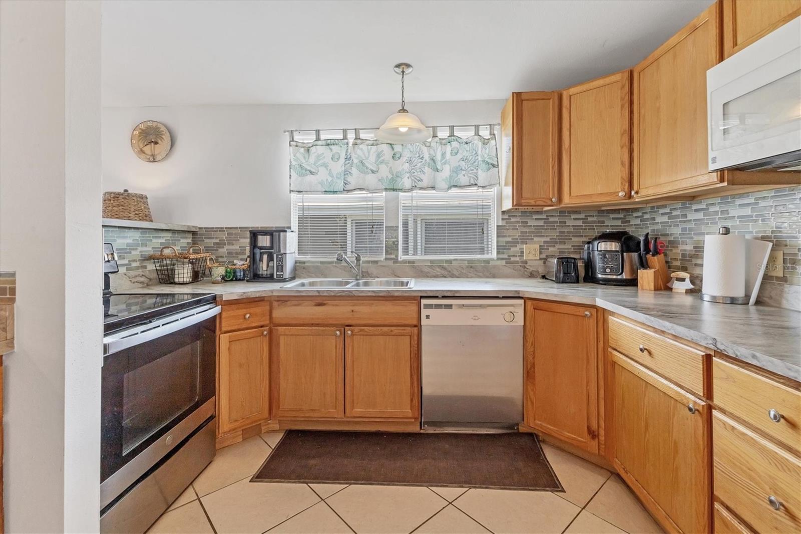 6710 36TH AVE E #319, PALMETTO, FL, 34221