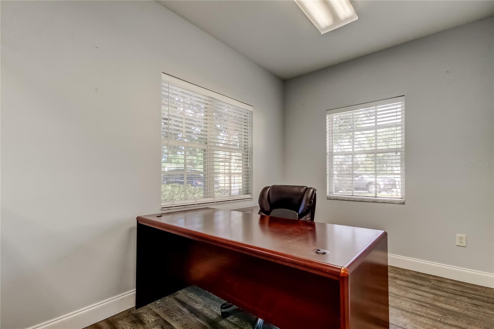 130 E BLOOMINGDALE AVE, BRANDON, FL, 33511