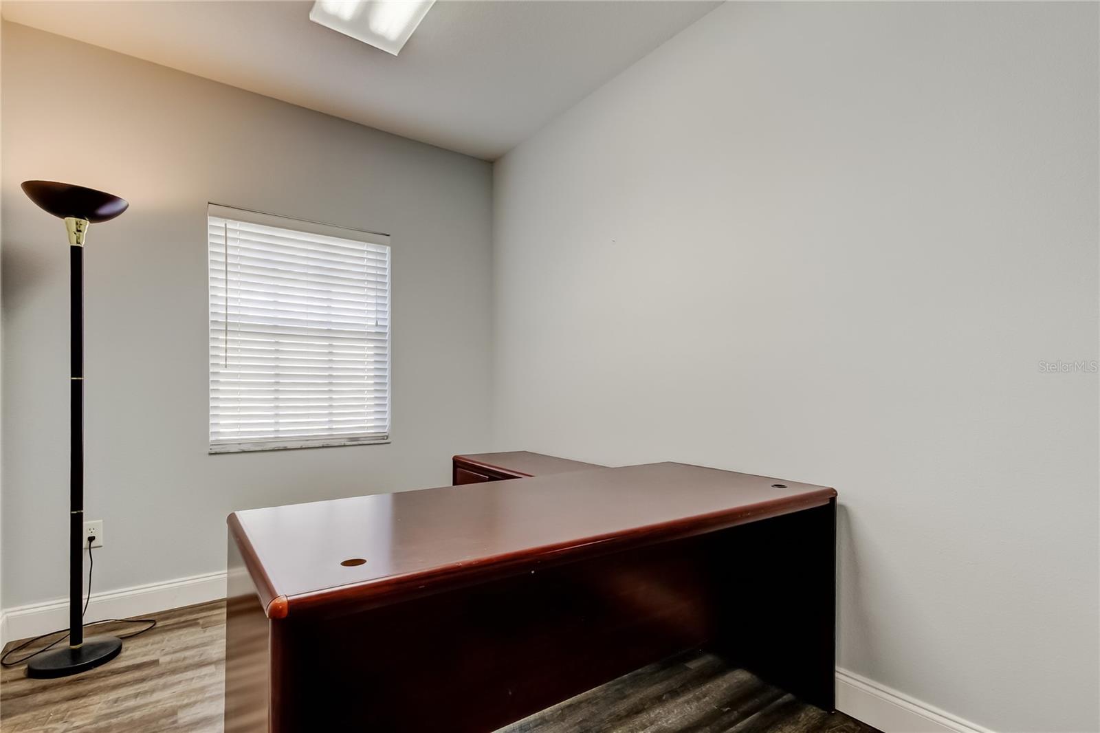 130 E BLOOMINGDALE AVE, BRANDON, FL, 33511