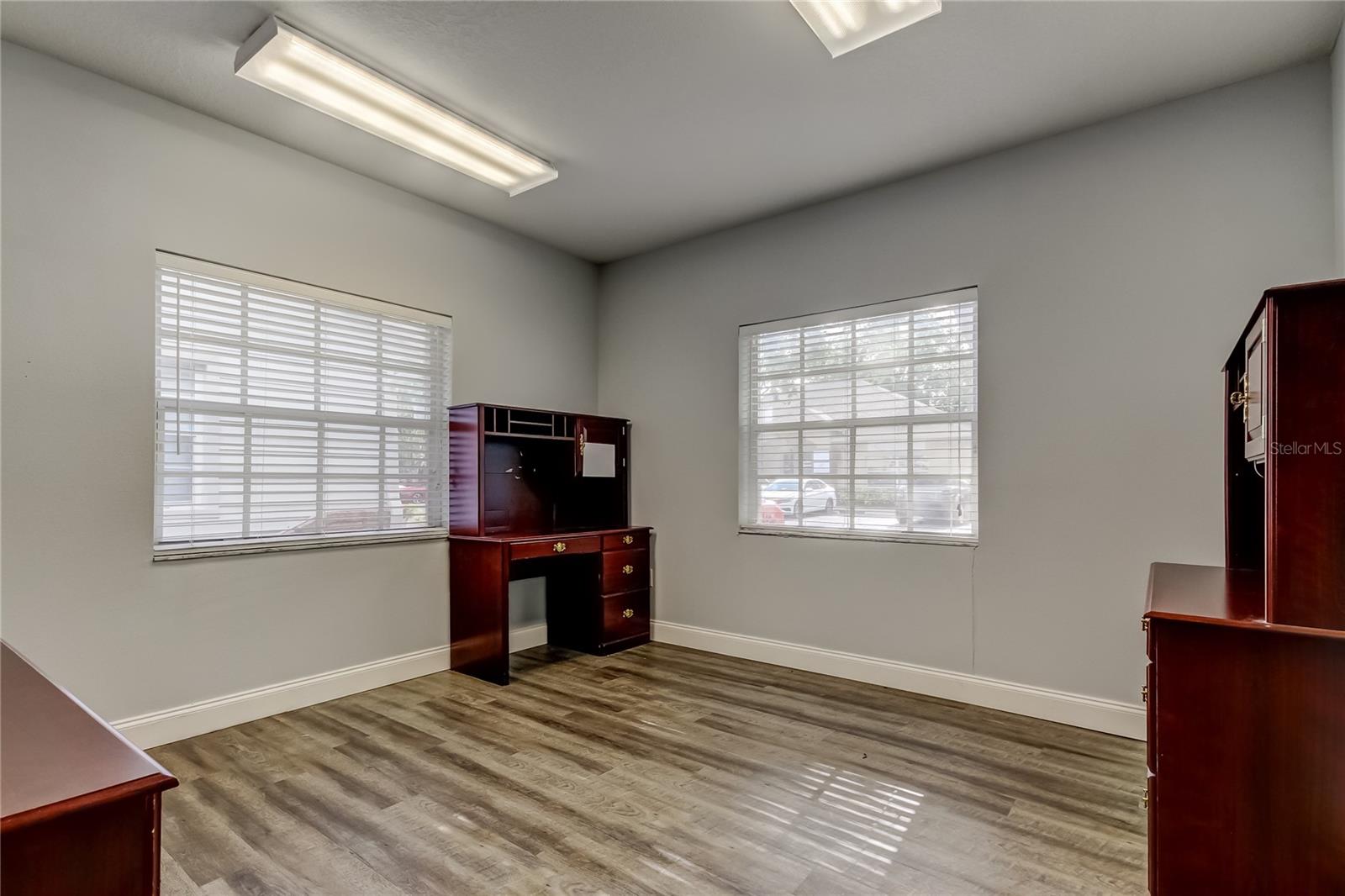 130 E BLOOMINGDALE AVE, BRANDON, FL, 33511