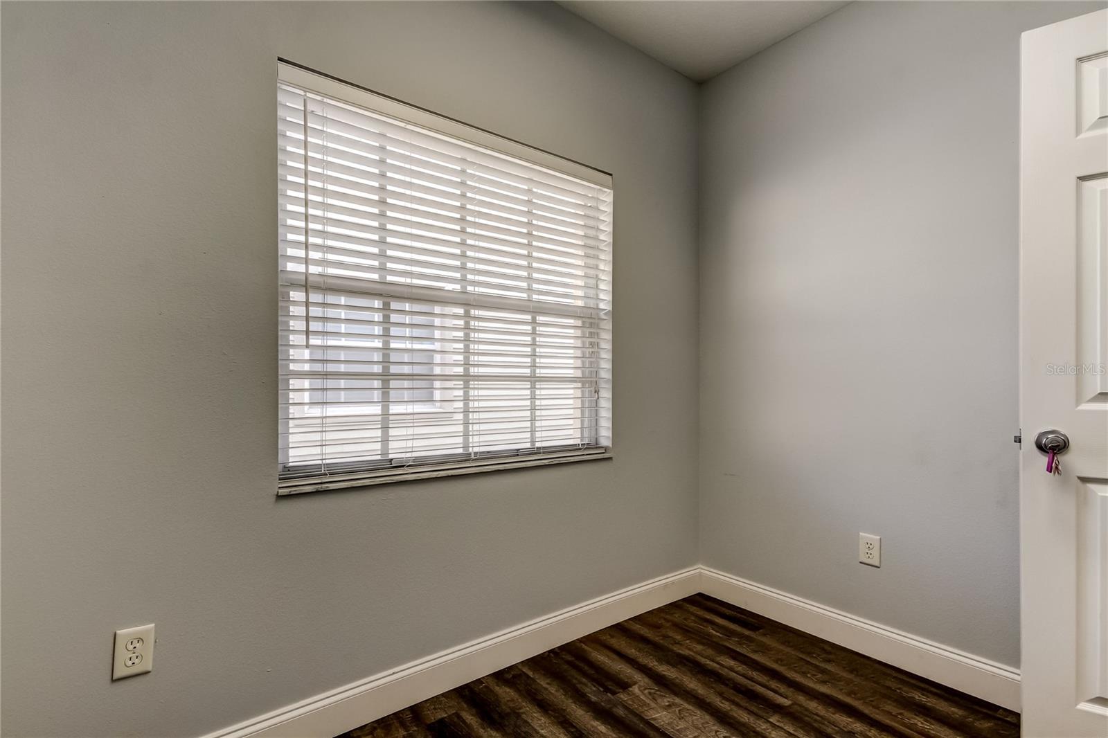 130 E BLOOMINGDALE AVE, BRANDON, FL, 33511