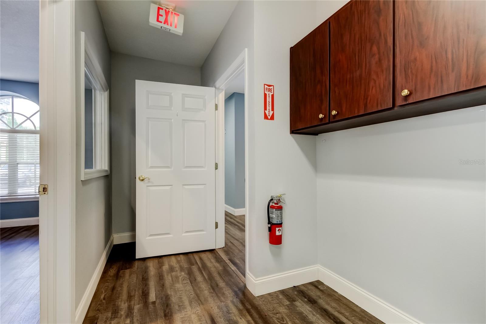 130 E BLOOMINGDALE AVE, BRANDON, FL, 33511