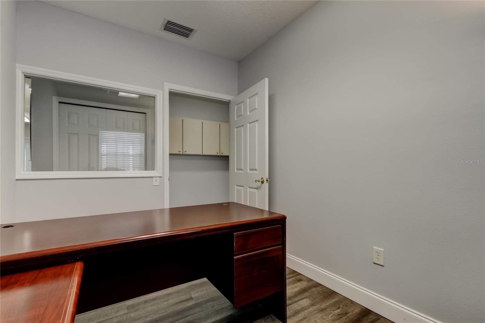 130 E BLOOMINGDALE AVE, BRANDON, FL, 33511