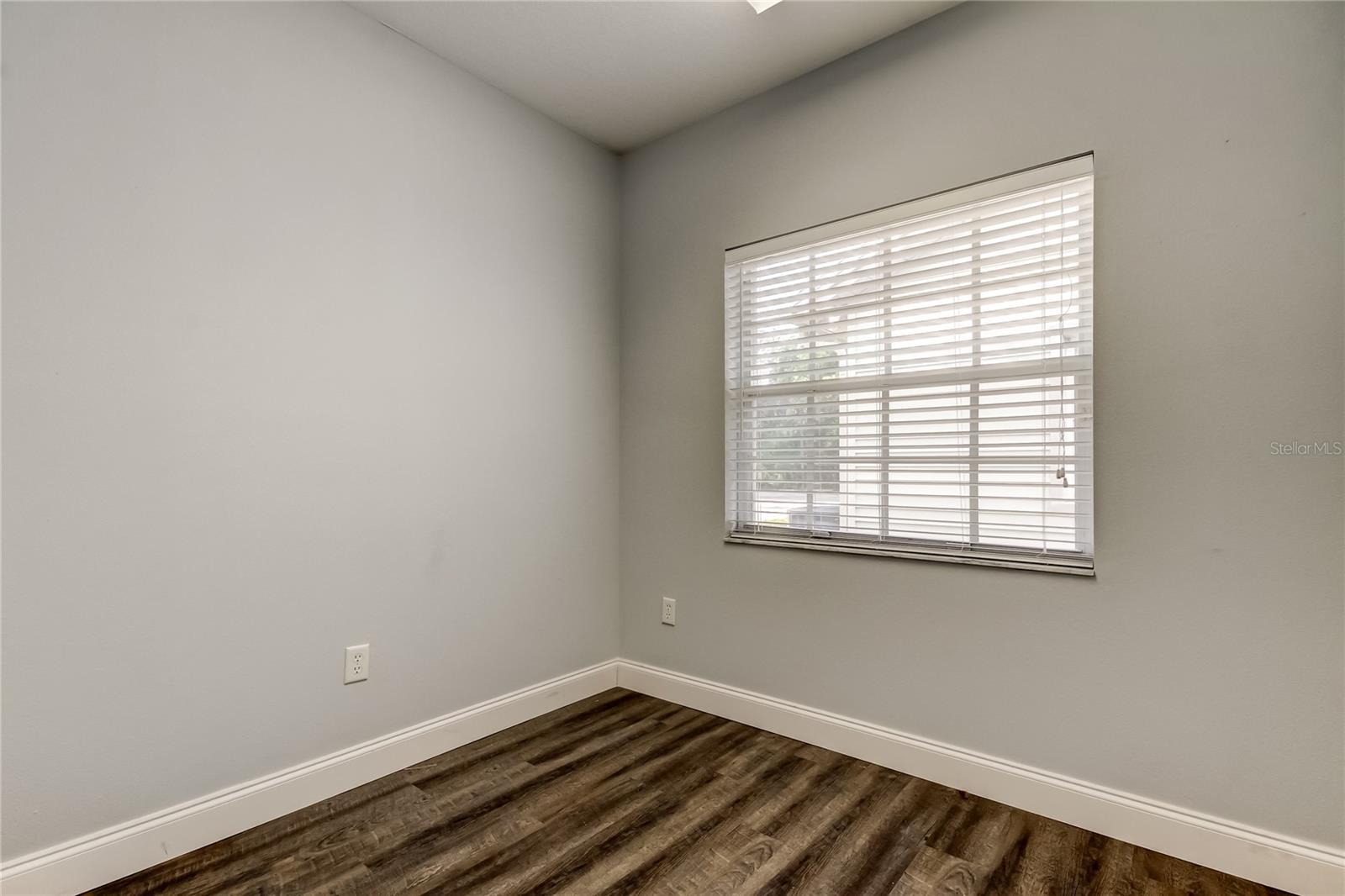 130 E BLOOMINGDALE AVE, BRANDON, FL, 33511