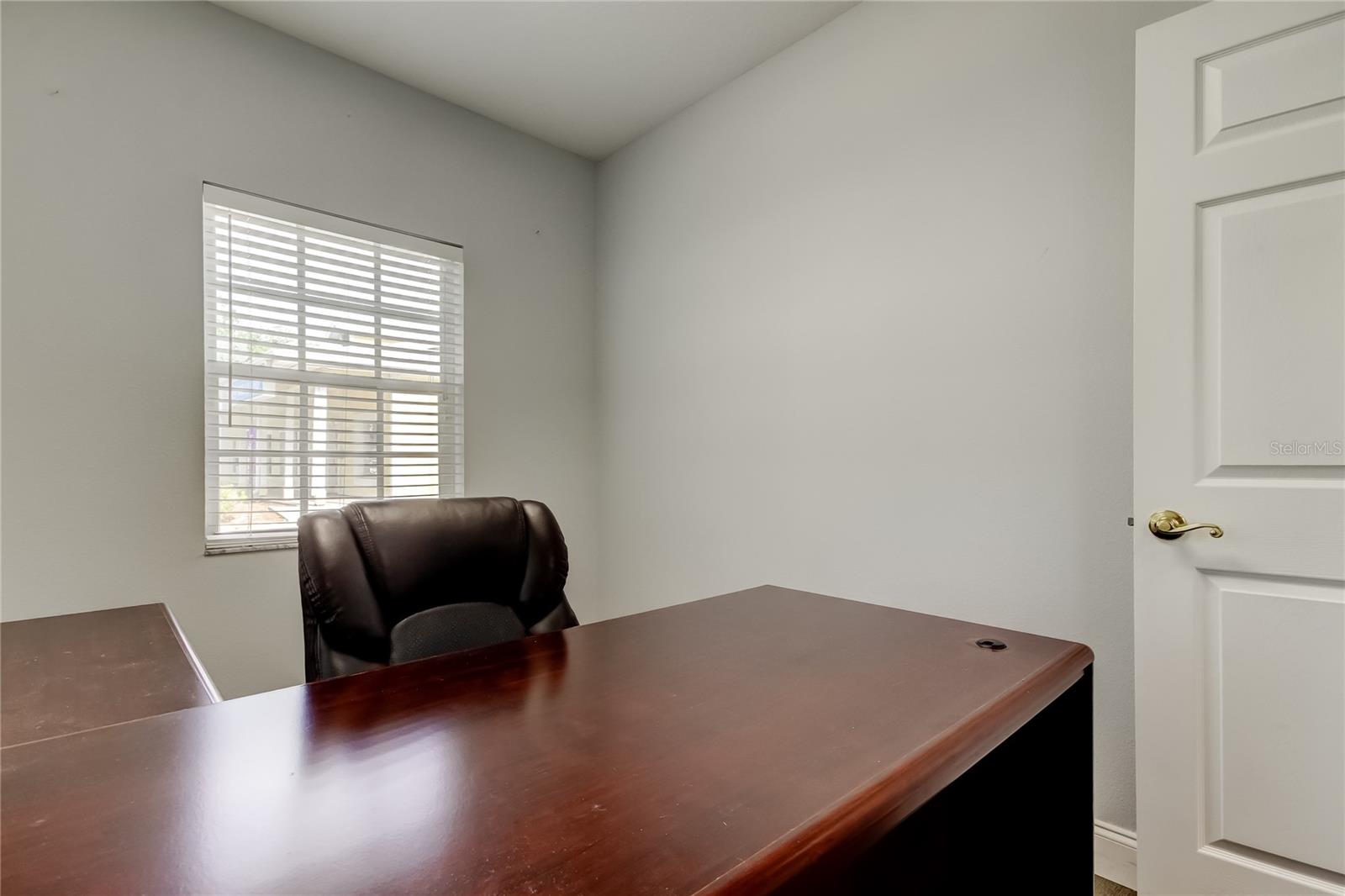 130 E BLOOMINGDALE AVE, BRANDON, FL, 33511