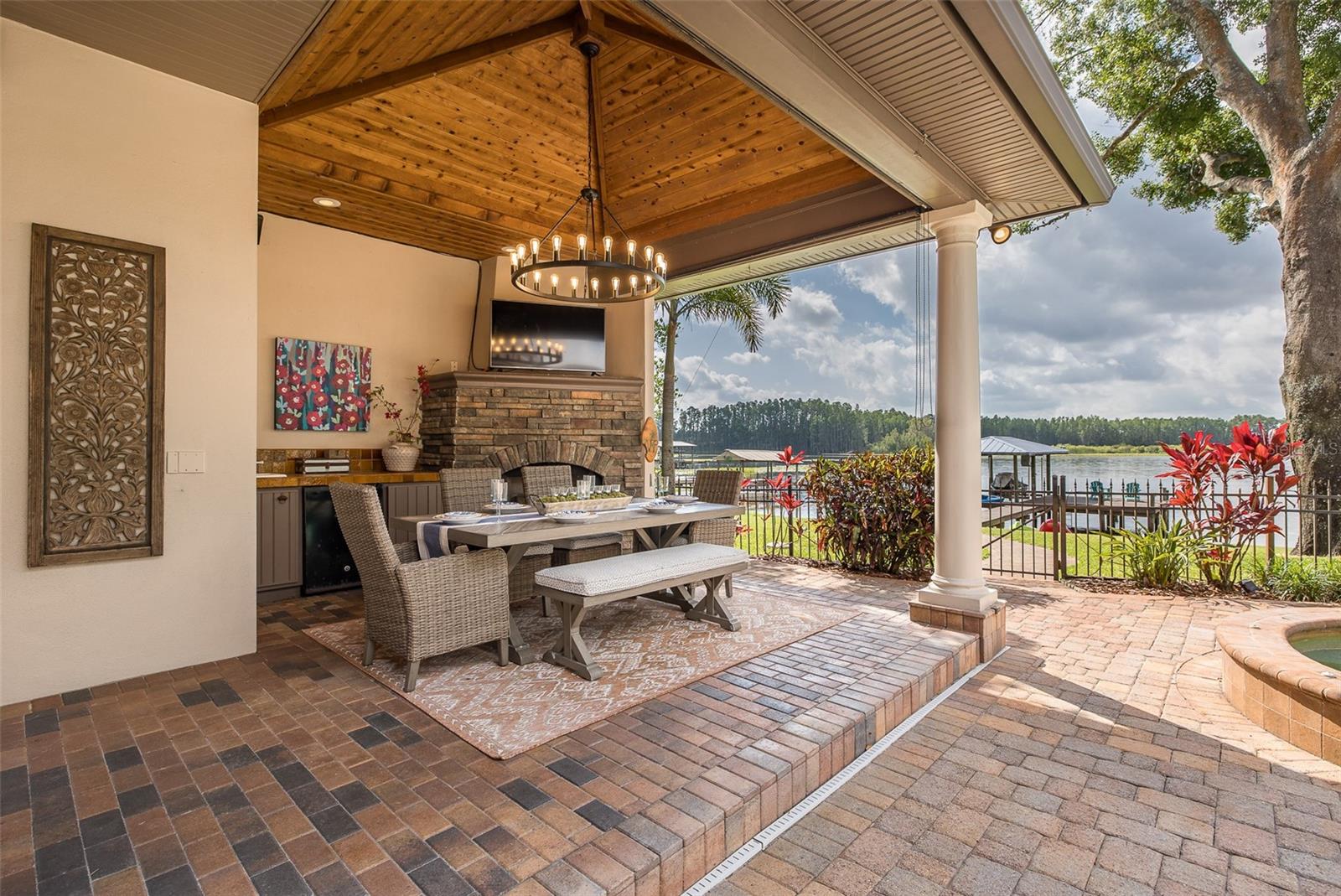 1834 DAIQUIRI LN, LUTZ, FL, 33549