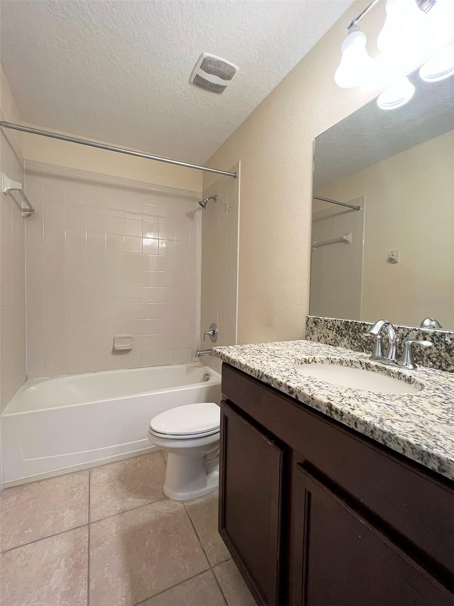 1221 BALLARD GREEN PL, BRANDON, FL, 33511