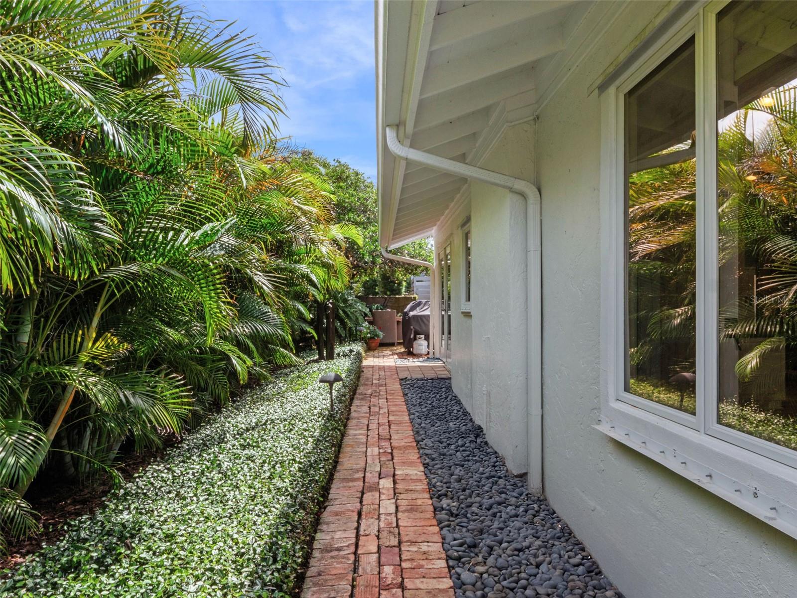 NS1084959 Property Photo