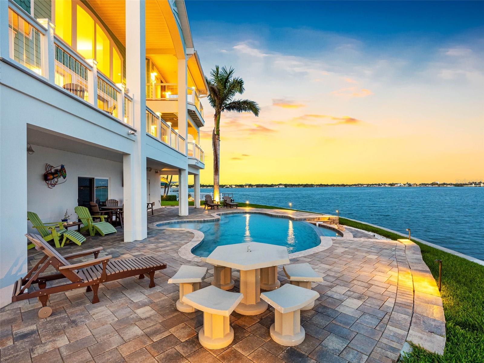 TB8388340 Property Photo