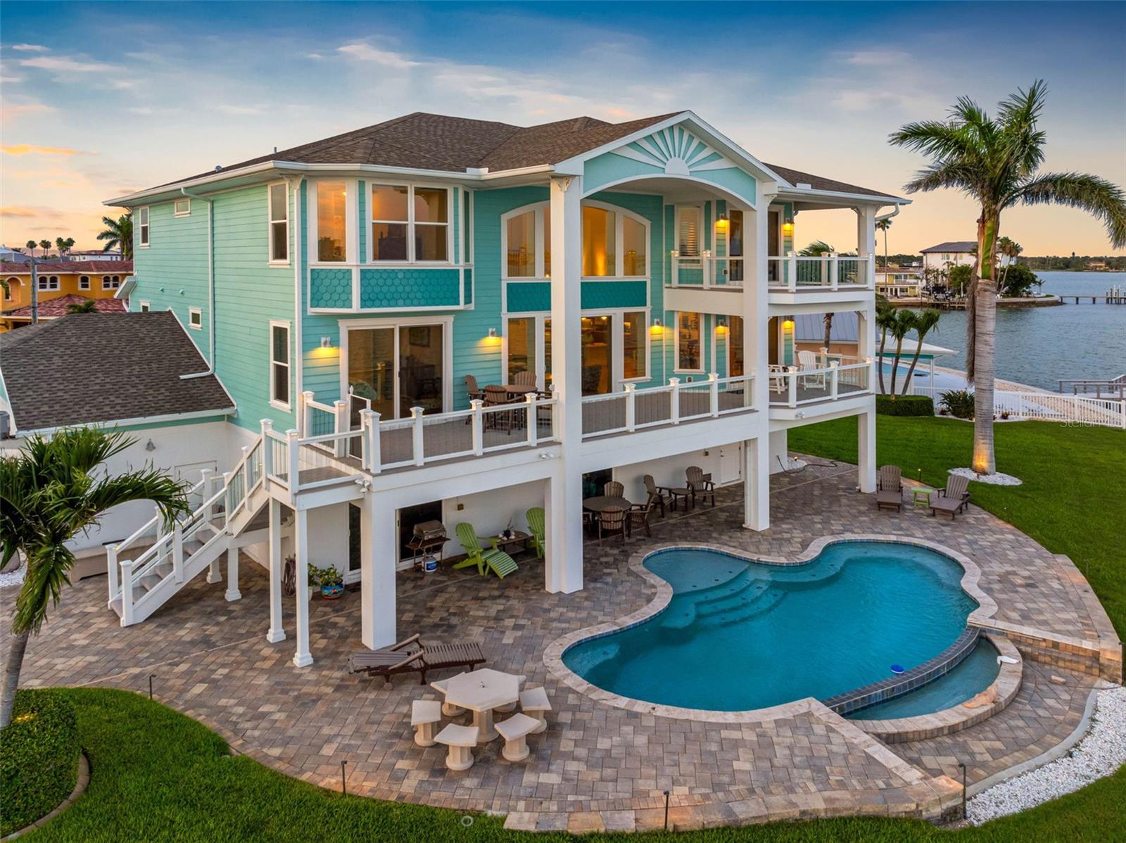 TB8388340 Property Photo