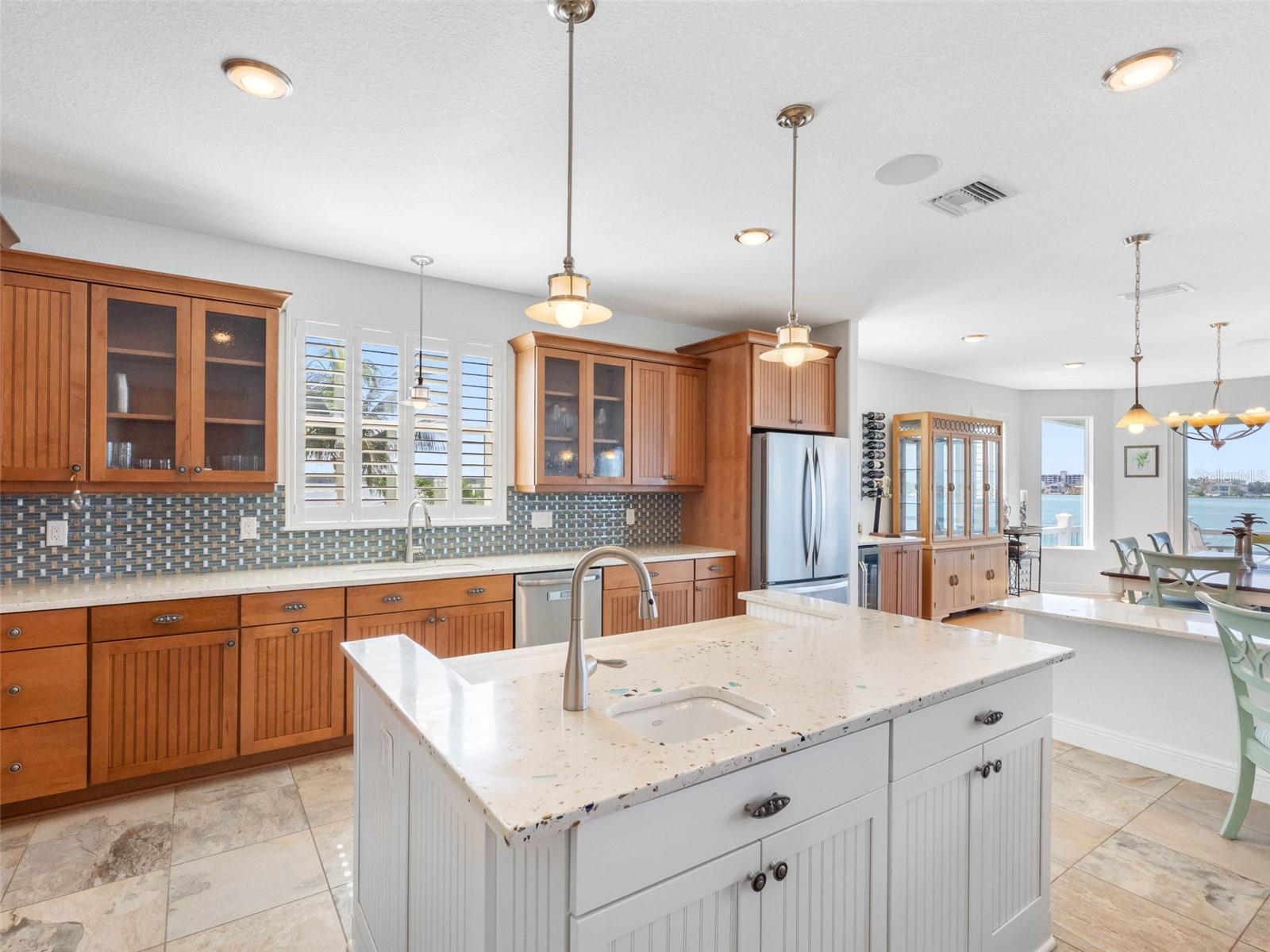 TB8388340 Property Photo