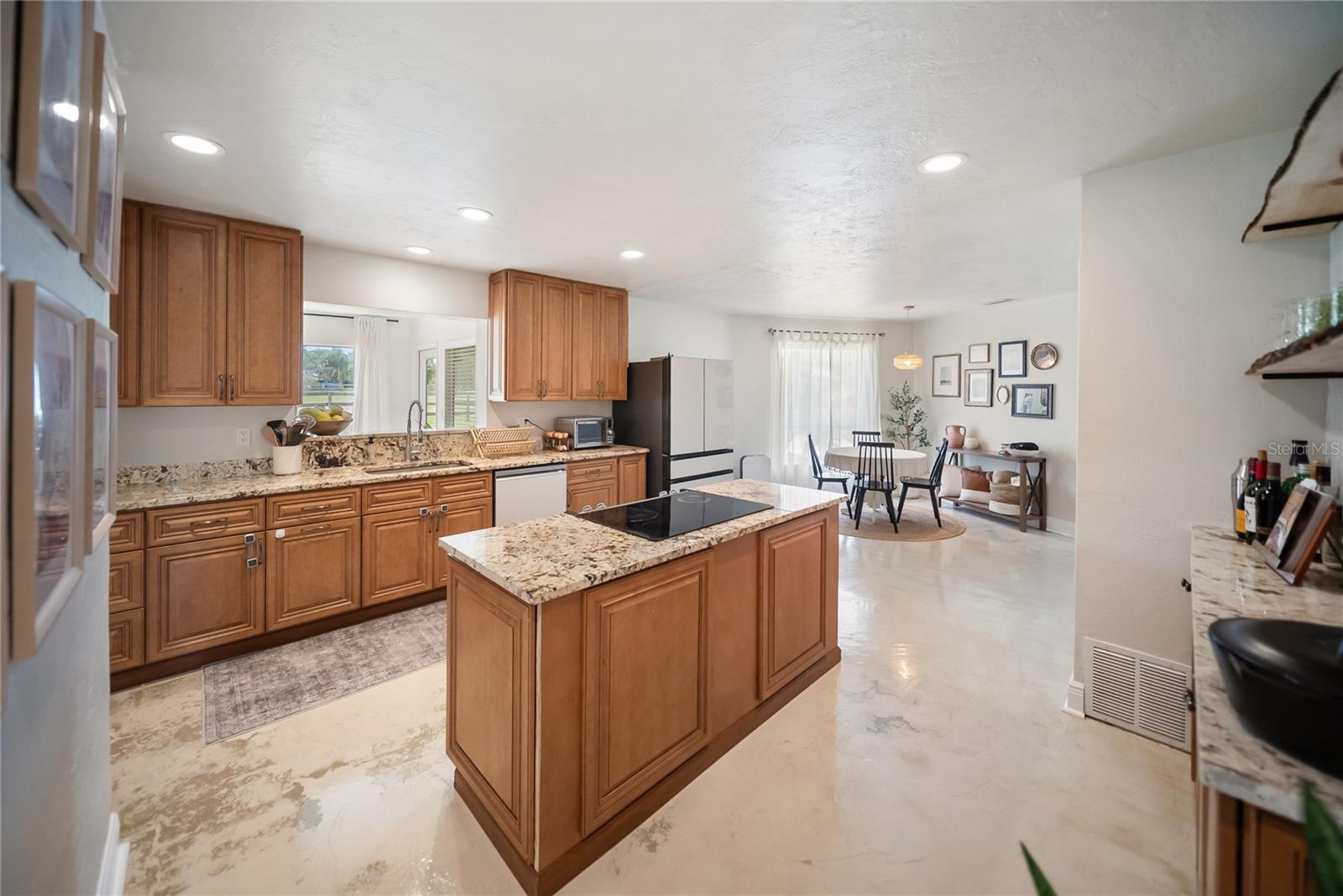 3810 HIDDEN RIVER RD, SARASOTA, FL, 34240