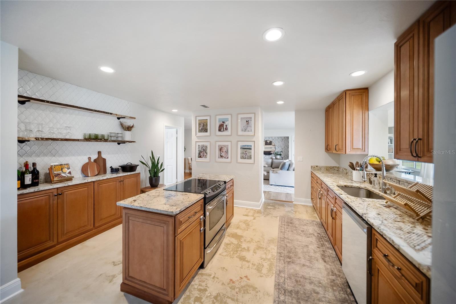 3810 HIDDEN RIVER RD, SARASOTA, FL, 34240